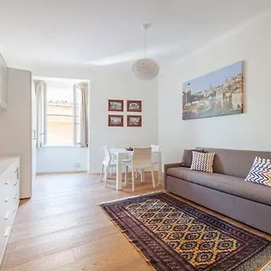  Apartment La Casa Sui Fori Italien